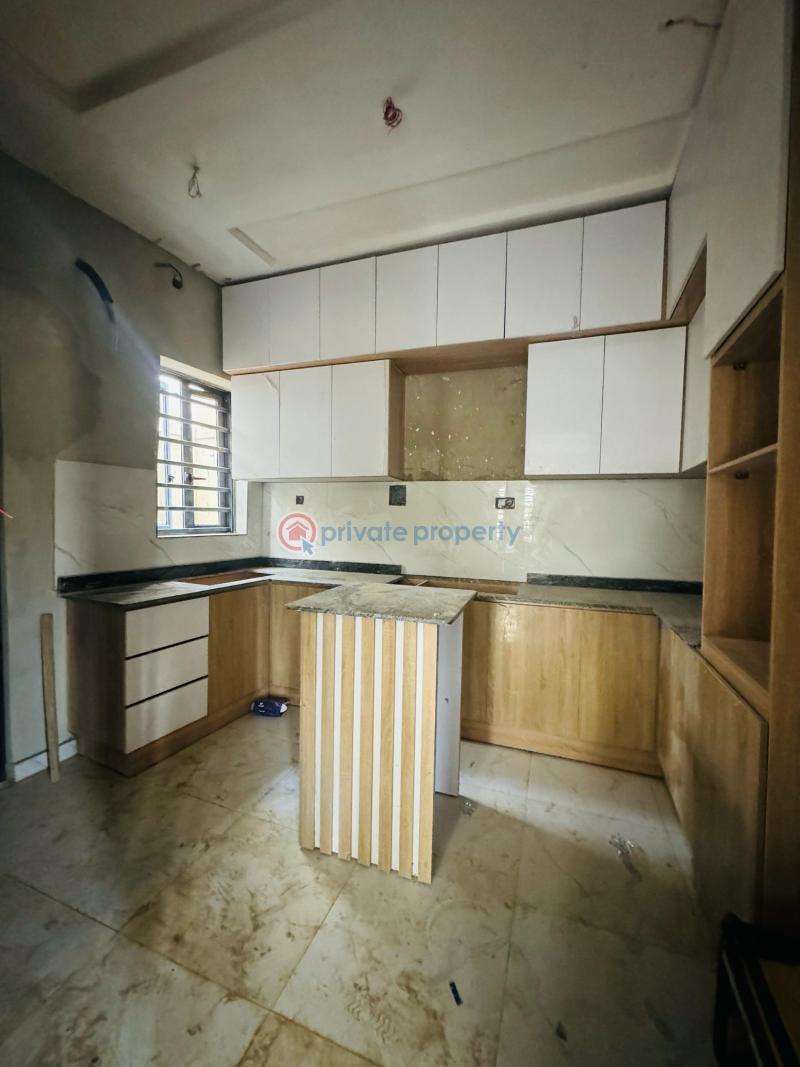 4 bedroom Semi detached Duplex For Sale Magodo Kosofe/Ikosi Lagos - 8