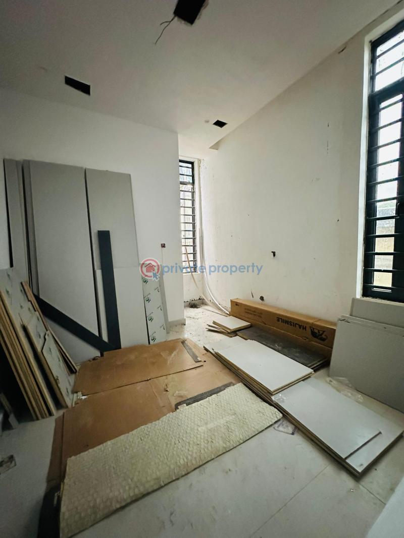4 bedroom Semi detached Duplex For Sale Adeniyi Jones Ikeja Lagos - 5