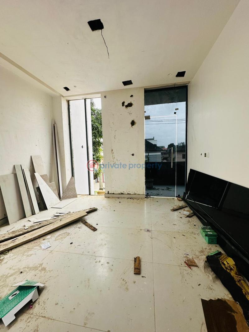 4 bedroom Semi detached Duplex For Sale Adeniyi Jones Ikeja Lagos - 9