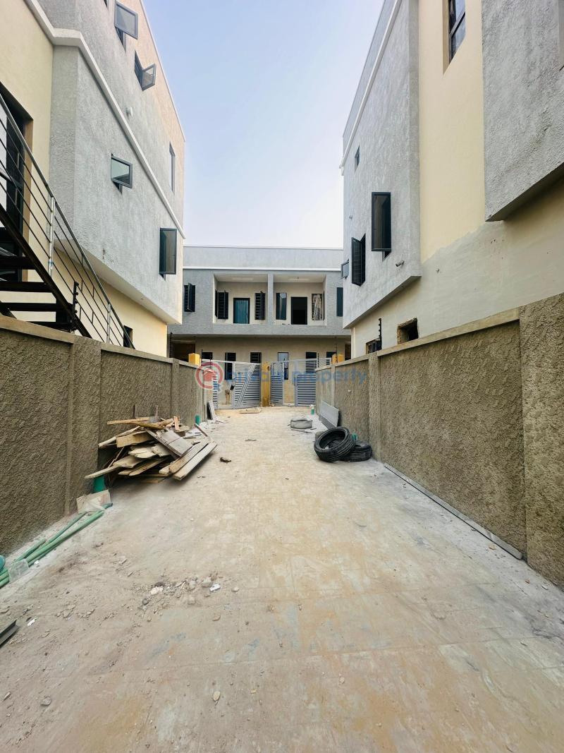 4 bedroom Semi detached Duplex For Sale Magodo GRA Phase 2 Kosofe/Ikosi Lagos - 1