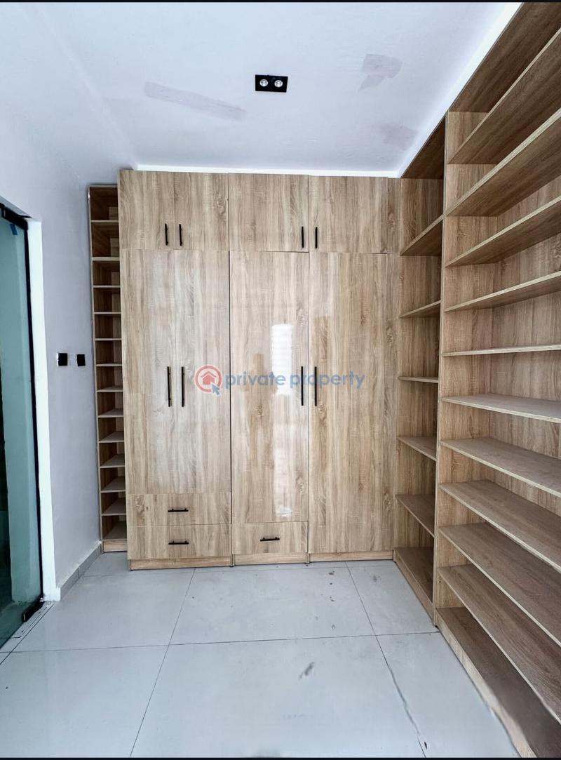 4 bedroom Semi detached Duplex For Sale Abraham Adesanya Ajah Lagos - 11