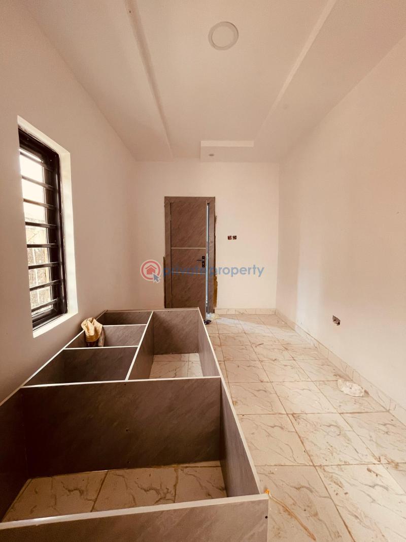4 bedroom Semi detached Duplex For Sale Magodo Phase 1 Magodo Kosofe/Ikosi Lagos - 5
