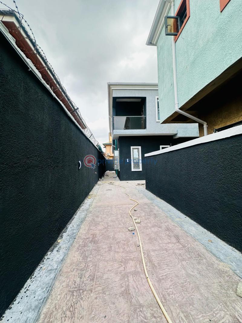 4 bedroom Semi detached Duplex For Sale Magodo GRA Phase 1 Ojodu Lagos - 1