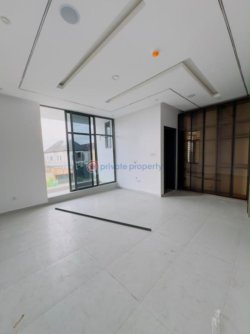 4 bedroom Semi detached Duplex For Sale Omole 2, Omole Phase 2 Ojodu Lagos - 12