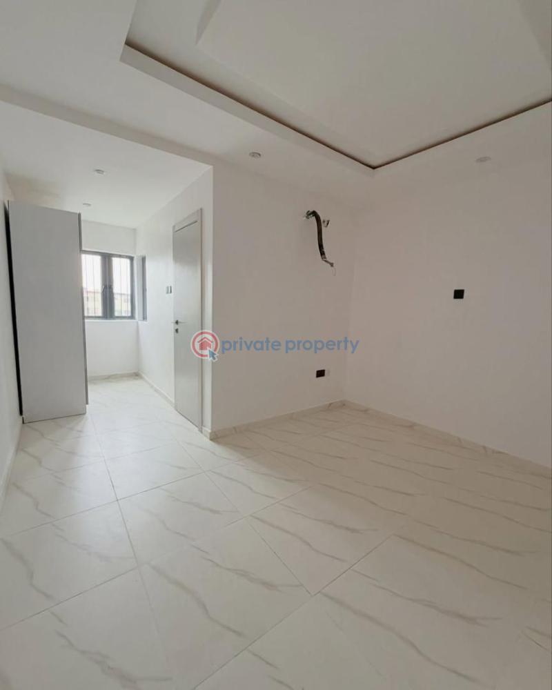 4 bedroom Semi detached Duplex For Sale Obanikoro Shomolu Lagos - 16