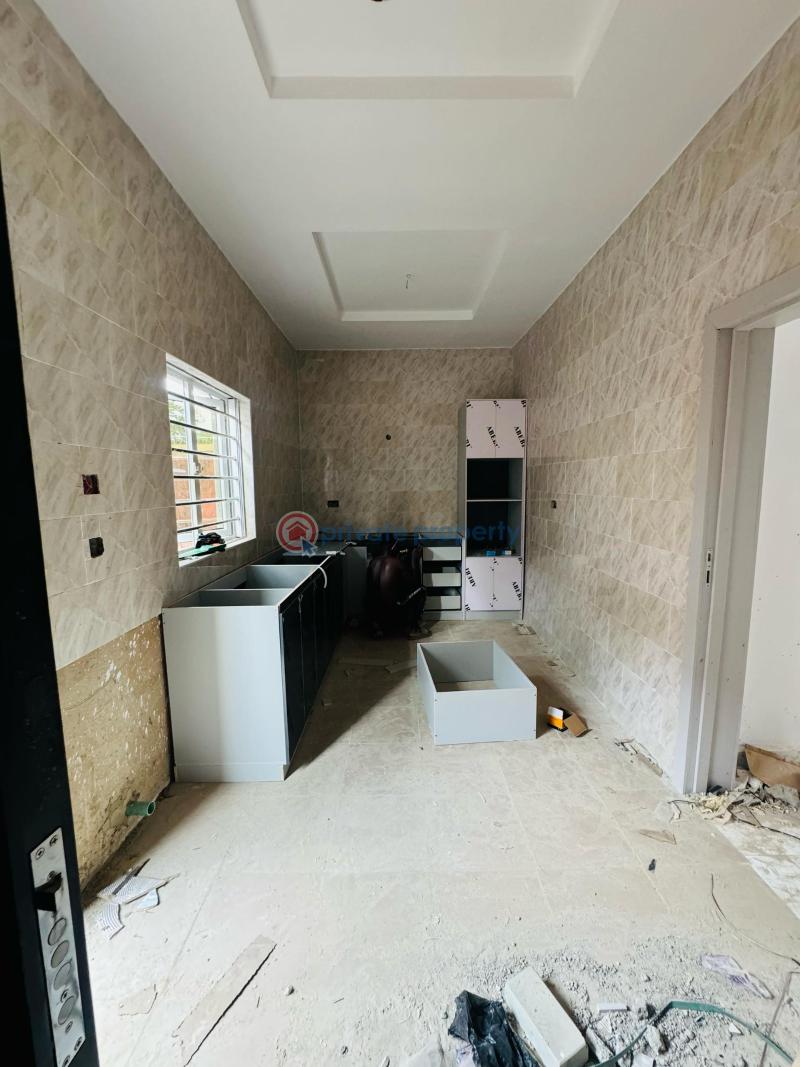 4 bedroom Semi detached Duplex For Sale Anthony Village Maryland Lagos - 5