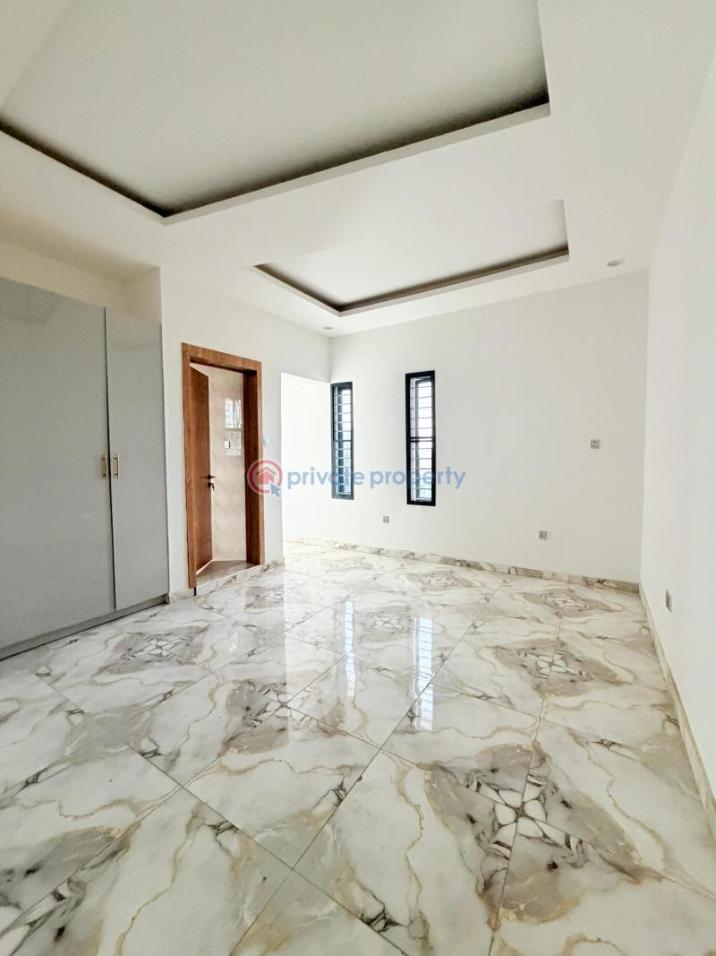 4 bedroom Semi detached Duplex For Sale Magodo GRA Phase 2 Kosofe/Ikosi Lagos - 1
