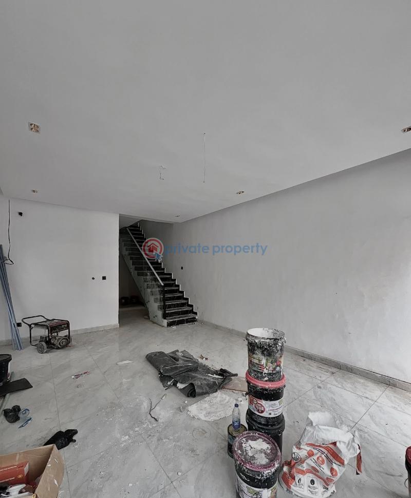 4 bedroom Semi detached Duplex For Sale Secure Estate At Chevron Lekki Chevron Drive Lekki Lagos - 3