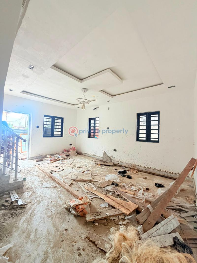 4 bedroom Semi detached Duplex For Sale Ilupeju Lagos - 9