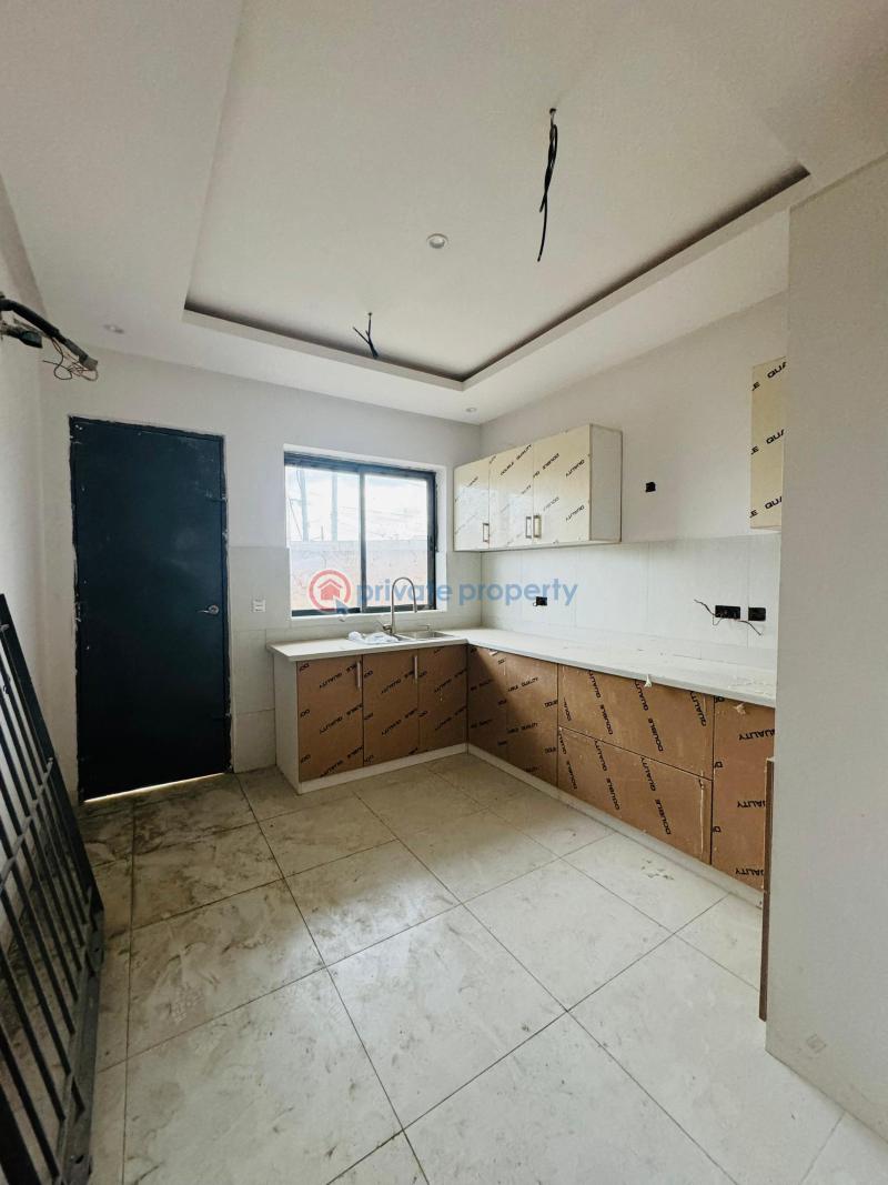 4 bedroom Semi detached Duplex For Sale Opebi Ikeja Lagos - 5