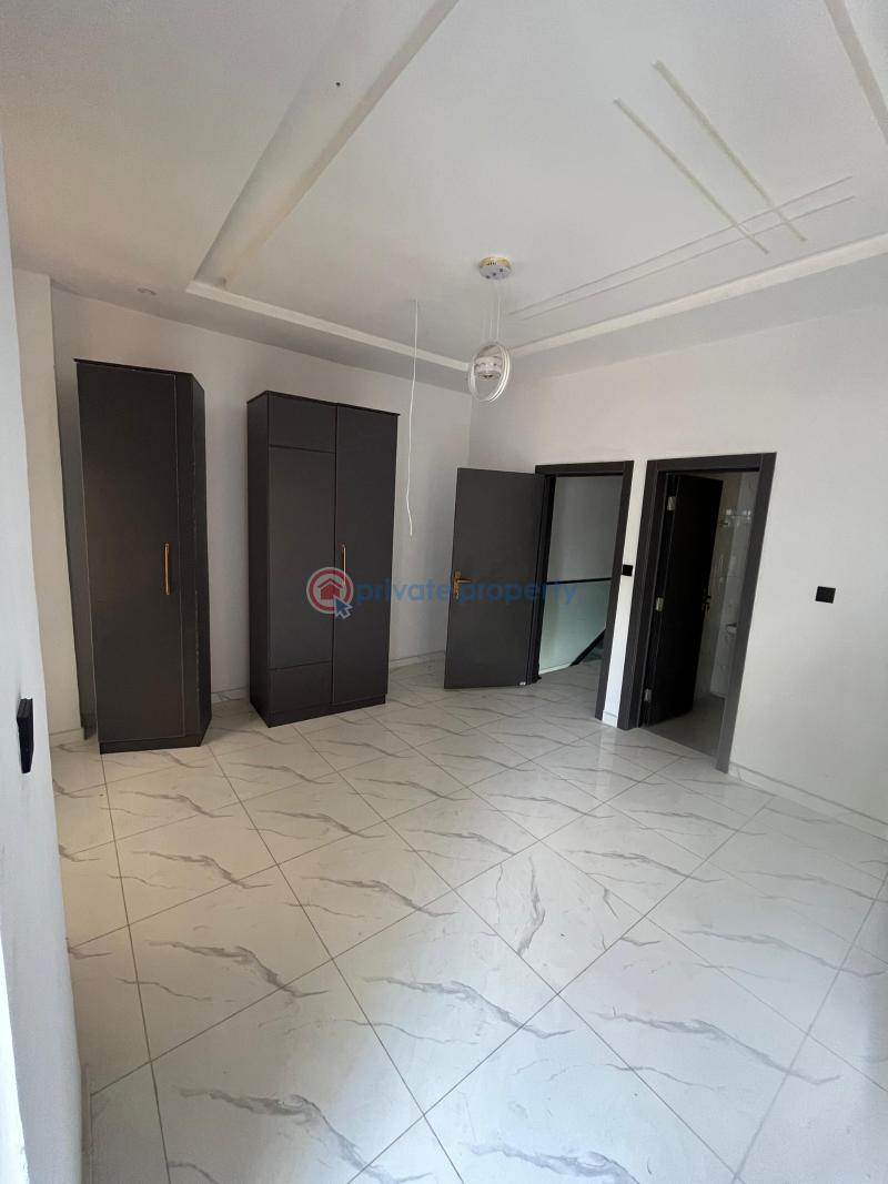 4 bedroom Semi detached Duplex For Sale Yaba Lagos - 8