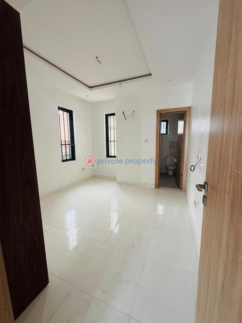 4 bedroom Semi detached Duplex For Sale Magodo GRA Phase 2 Kosofe/Ikosi Lagos - 1