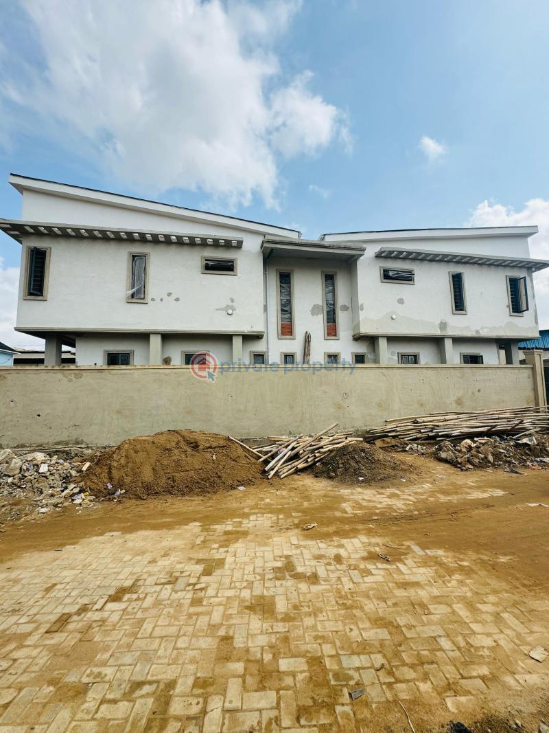 4 bedroom Semi detached Duplex For Sale Magodo Kosofe/Ikosi Lagos - 2