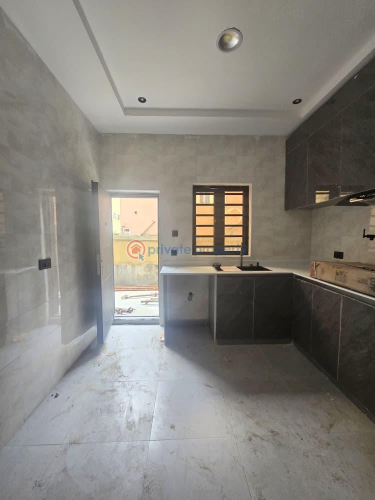 4 bedroom Semi detached Duplex For Sale Ifako-Gbagada Lagos - 9