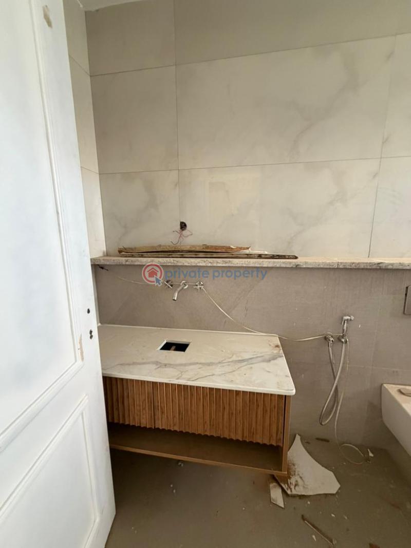4 bedroom Semi detached Duplex For Sale Guzape Abuja Phase 1  - 13