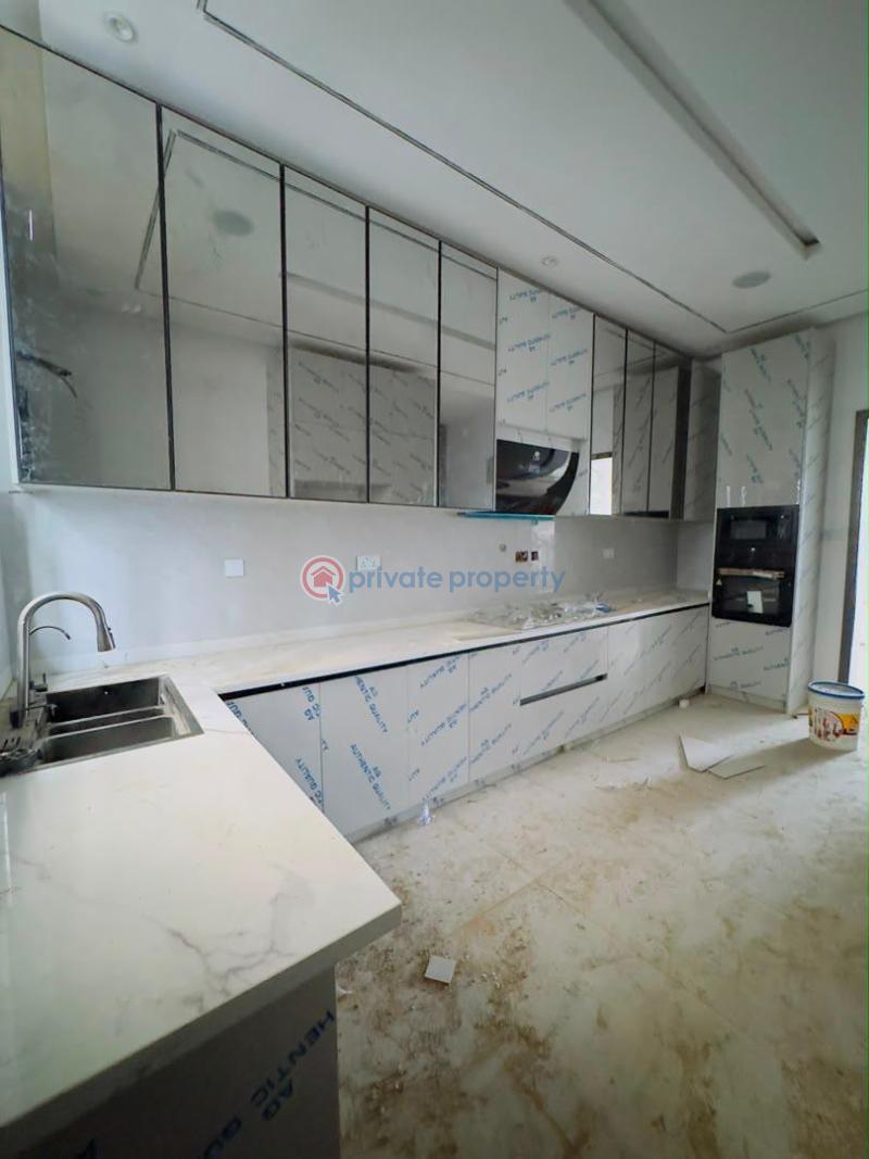 4 bedroom Semi detached Duplex For Sale Omole 2, Omole Phase 2 Ojodu Lagos - 3