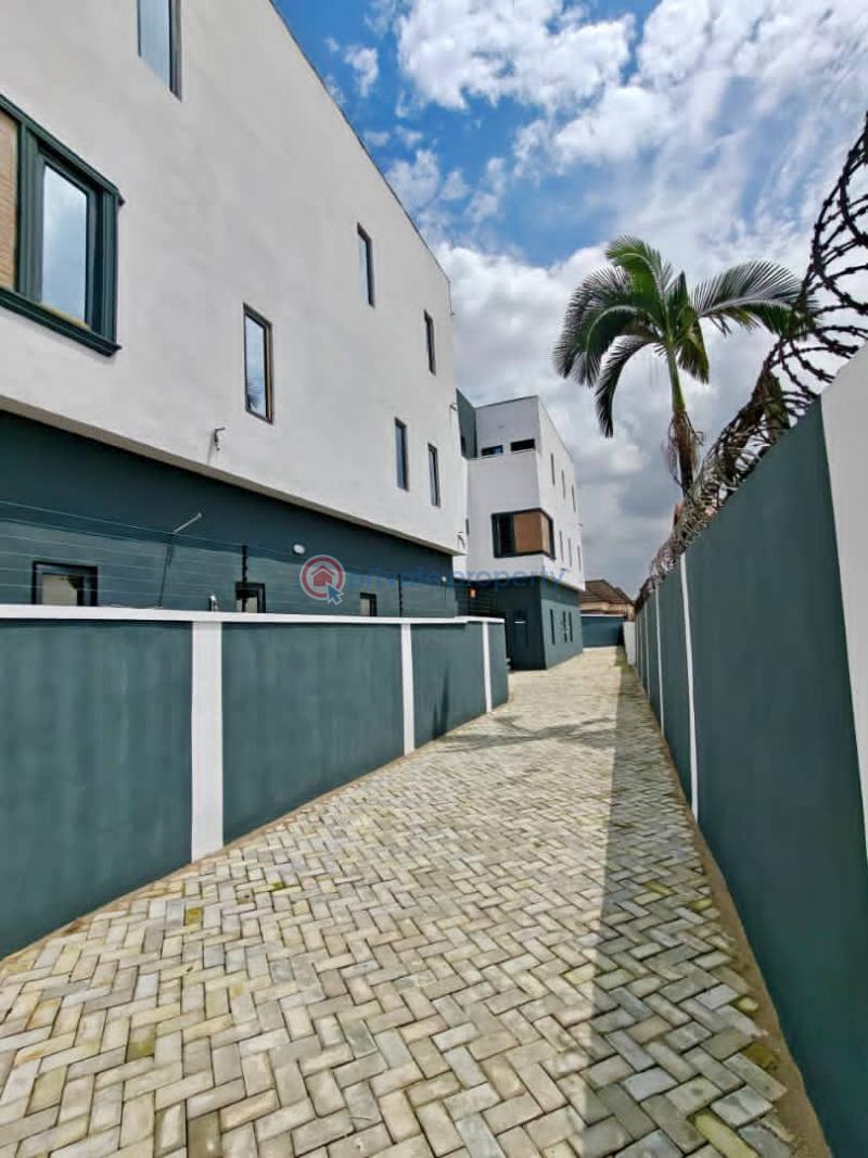 4 bedroom Duplex For Sale Anthony Village Maryland Lagos - 4