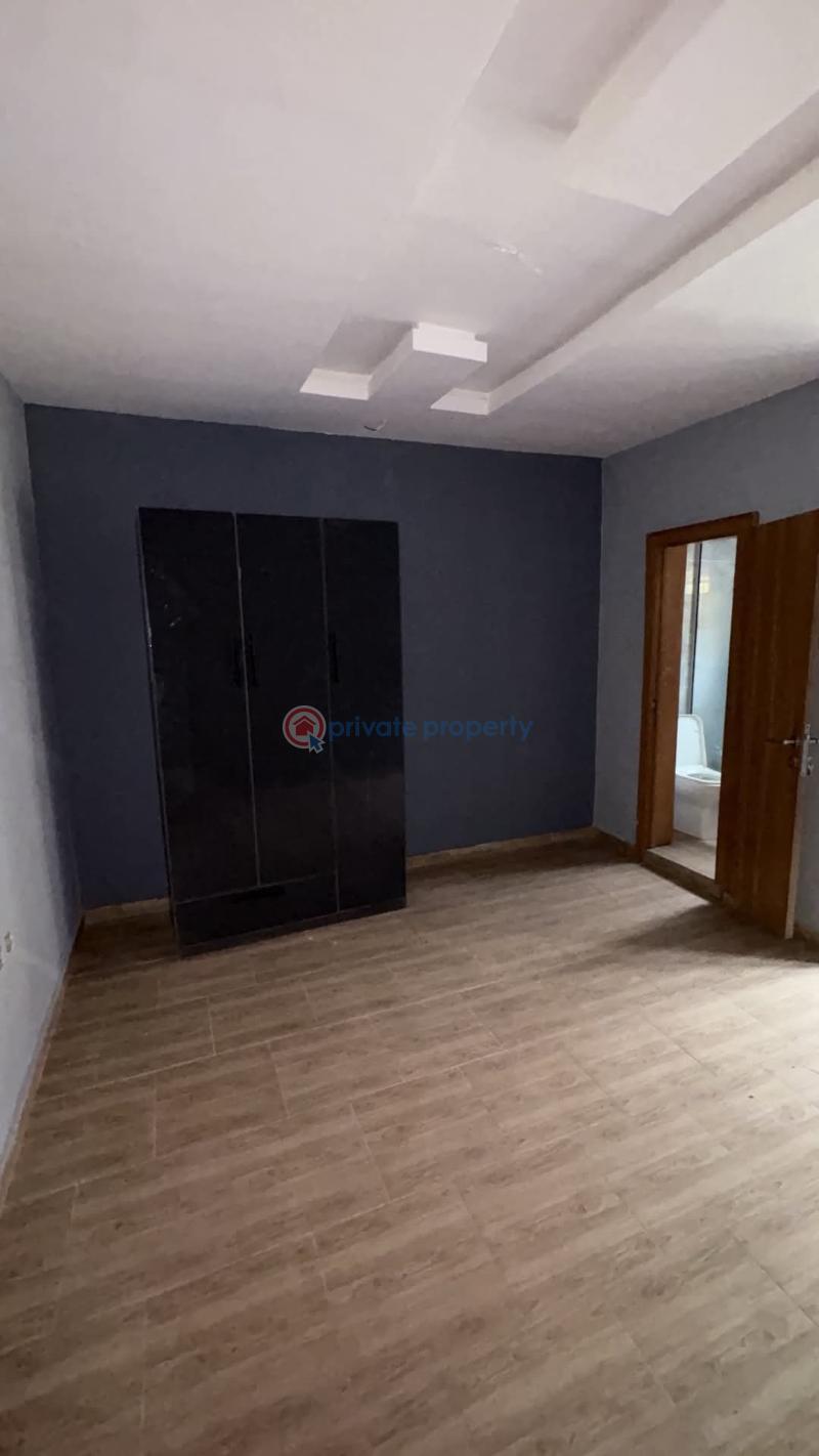 House For Sale Location: Golden Tulip Road, Jericho Gra, Ibadan Ibadan Oyo - 7