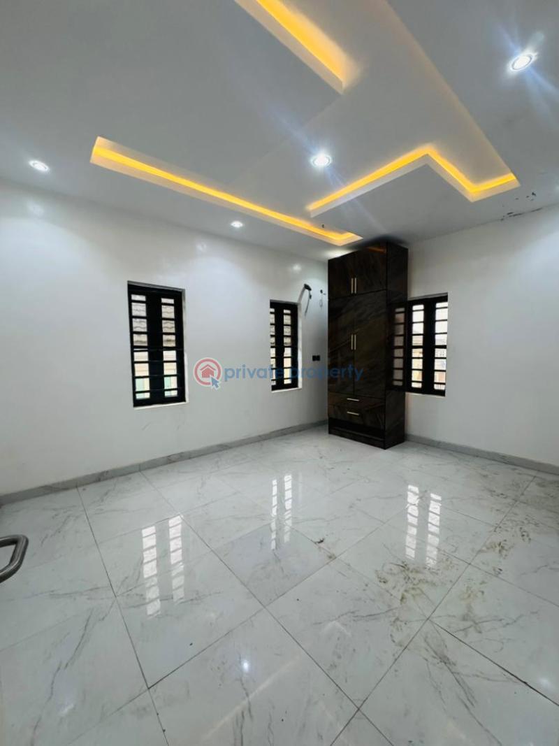 4 bedroom Semi detached Duplex For Sale College Road Ogba Ifako-ogba Lagos - 11