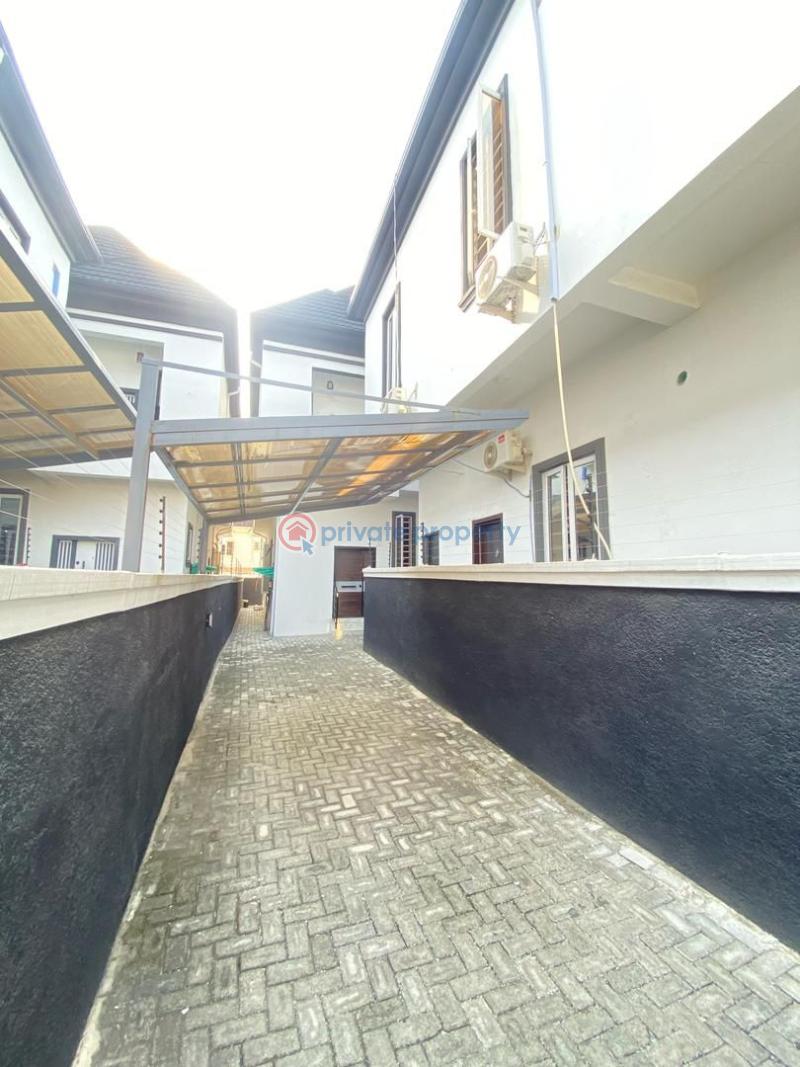 4 bedroom Semi detached Duplex For Sale Agingi,lekki Lagos Agungi Lekki Lagos - 16