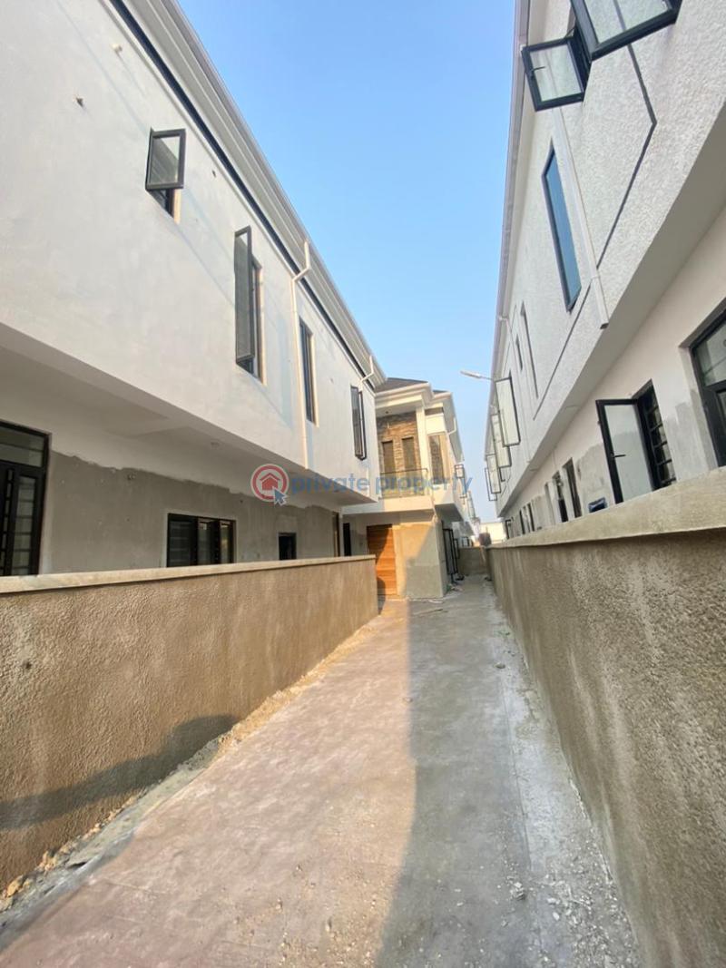 5 bedroom Semi detached Duplex For Sale Ikota, Lagos Ikota Lekki Lagos - 1