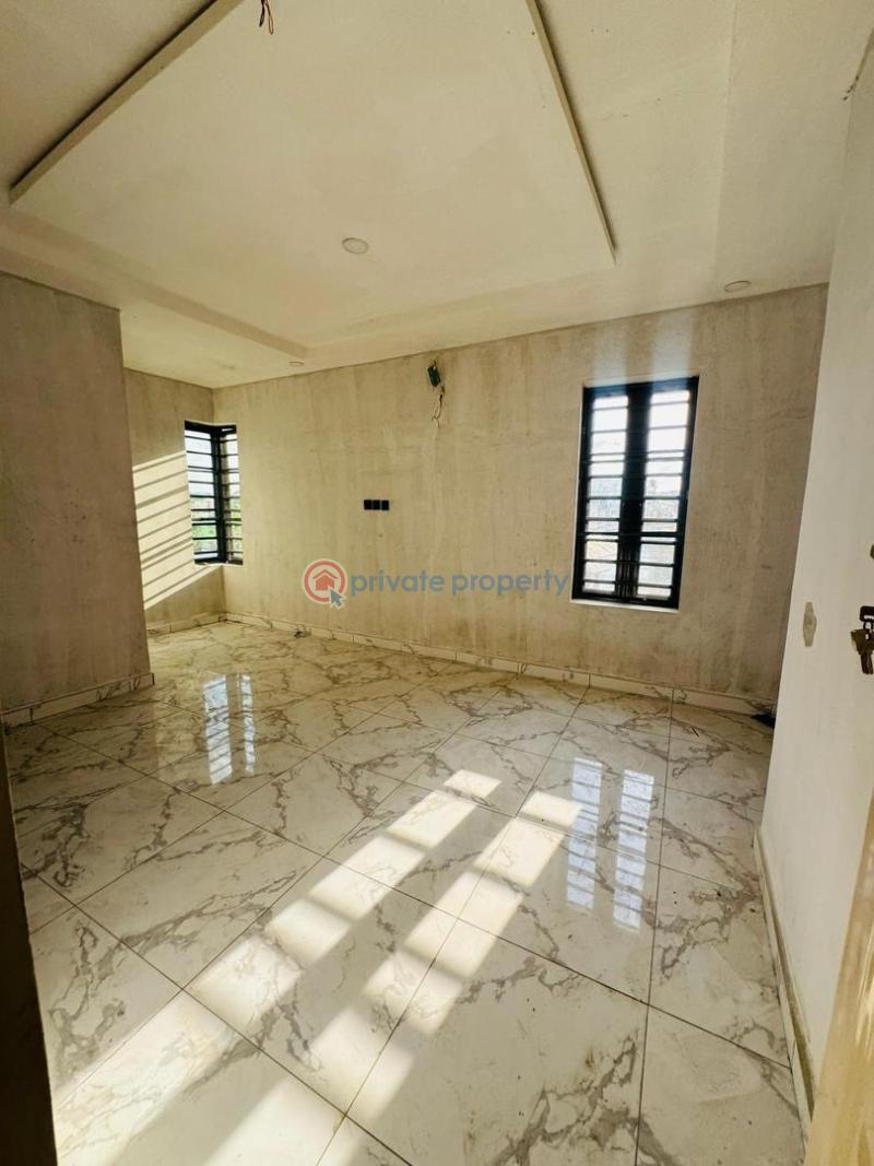 4 bedroom Semi detached Duplex For Sale Anthony Maryland Anthony Village Maryland Lagos - 4