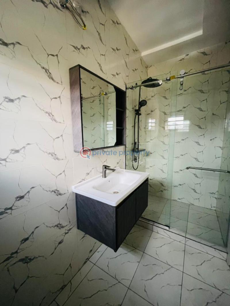 4 bedroom Semi detached Duplex For Sale Surulere Lagos - 7