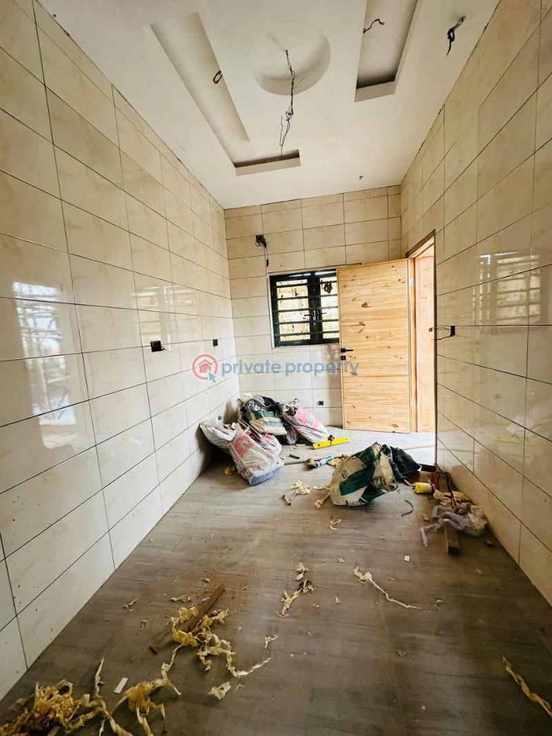 4 bedroom Semi detached Duplex For Sale Gbagada Lagos - 4