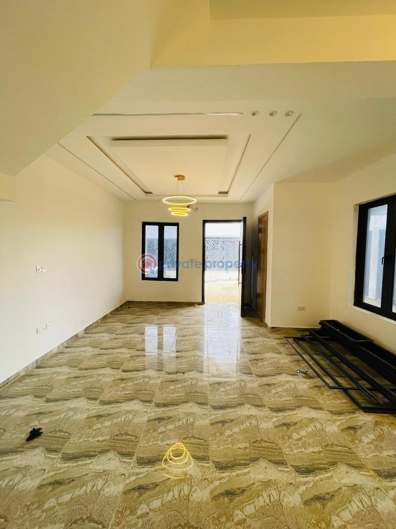 4 bedroom Semi detached Duplex For Sale Ogudu Gra Phase 1 Ogudu GRA Lagos - 10