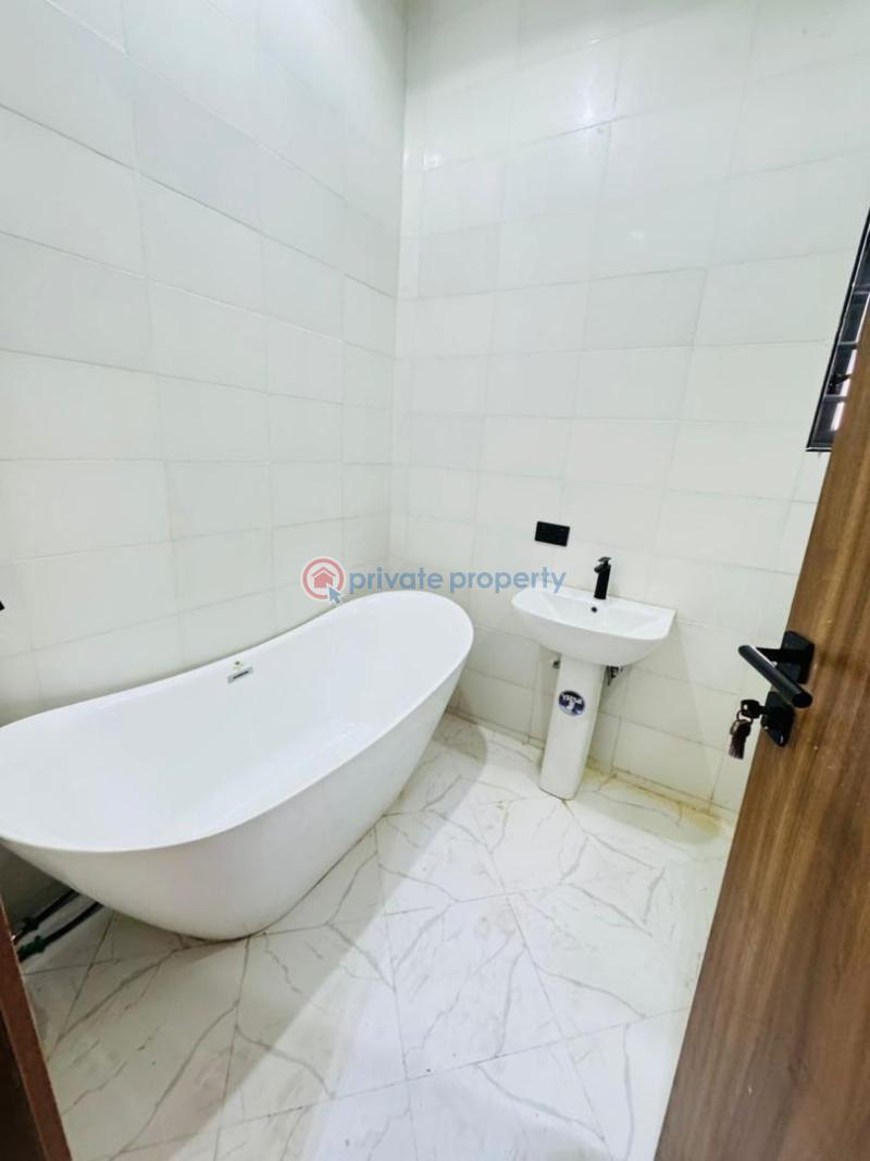 4 bedroom Terraced Duplex For Rent Lekki Lagos - 7