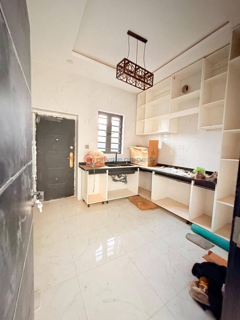 4 bedroom Terraced Duplex For Rent Olowora Magodo Kosofe/Ikosi Lagos - 6