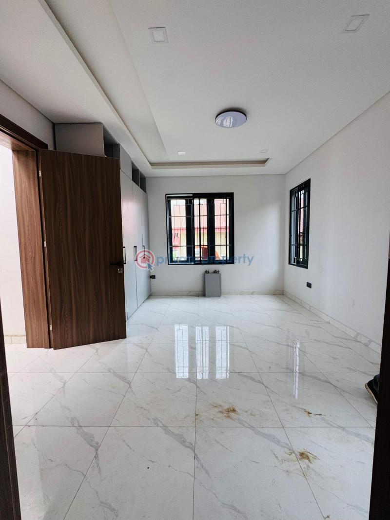 4 bedroom Terraced Duplex For Sale Ogudu GRA Lagos - 3