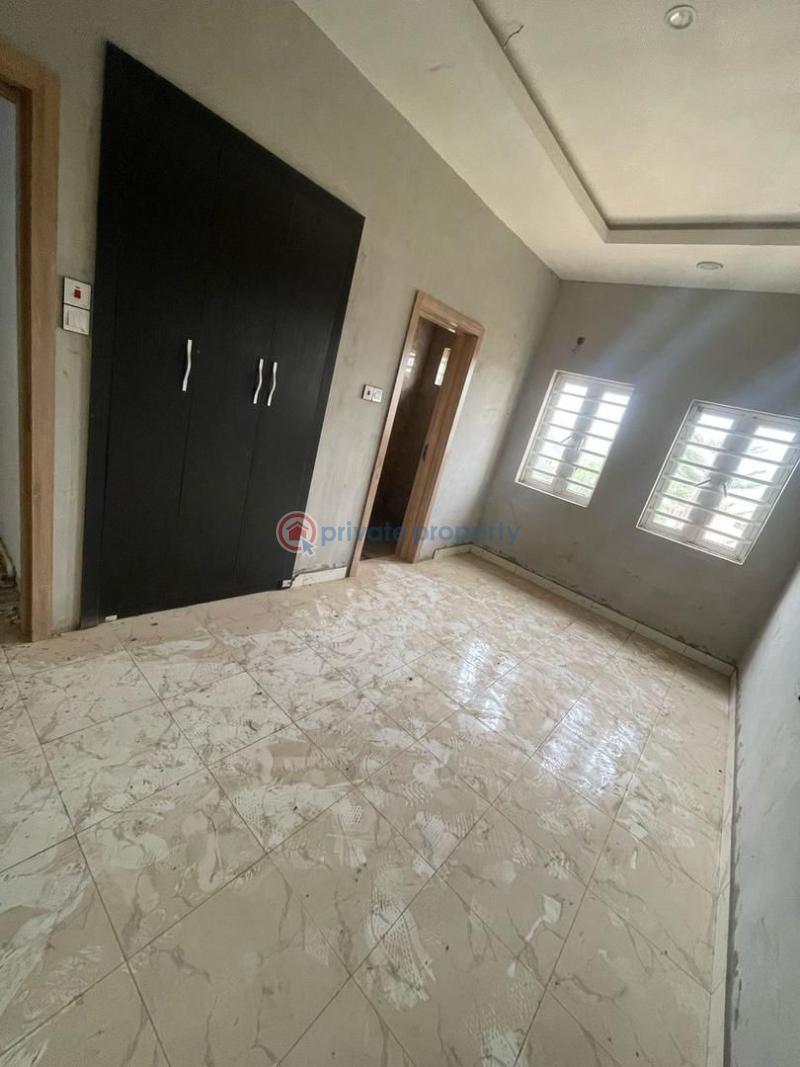 4 bedroom Terraced Duplex For Rent Alalubosa Gra, Ibadan Alalubosa Ibadan Oyo - 2