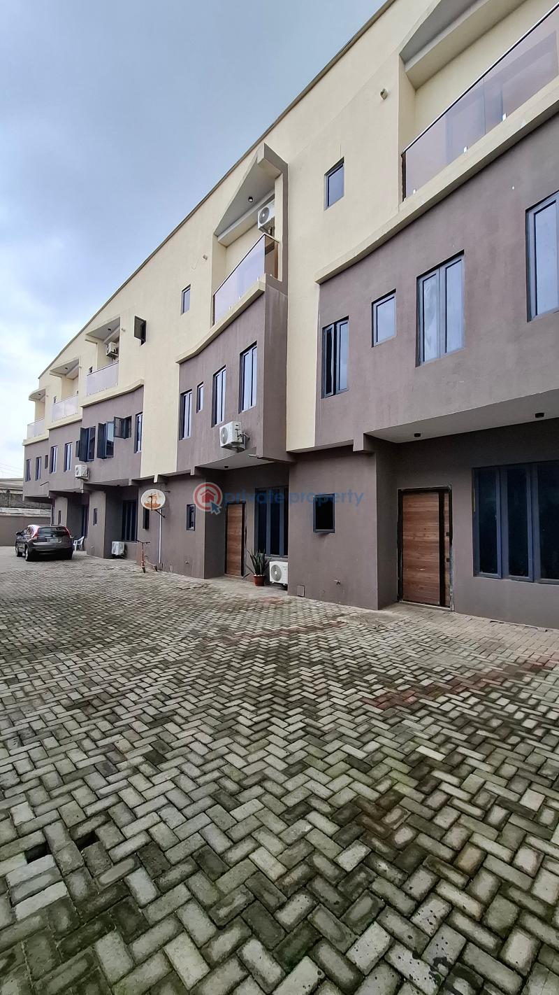 4 bedroom Terraced Duplex For Sale Ifako-Gbagada Lagos - 0