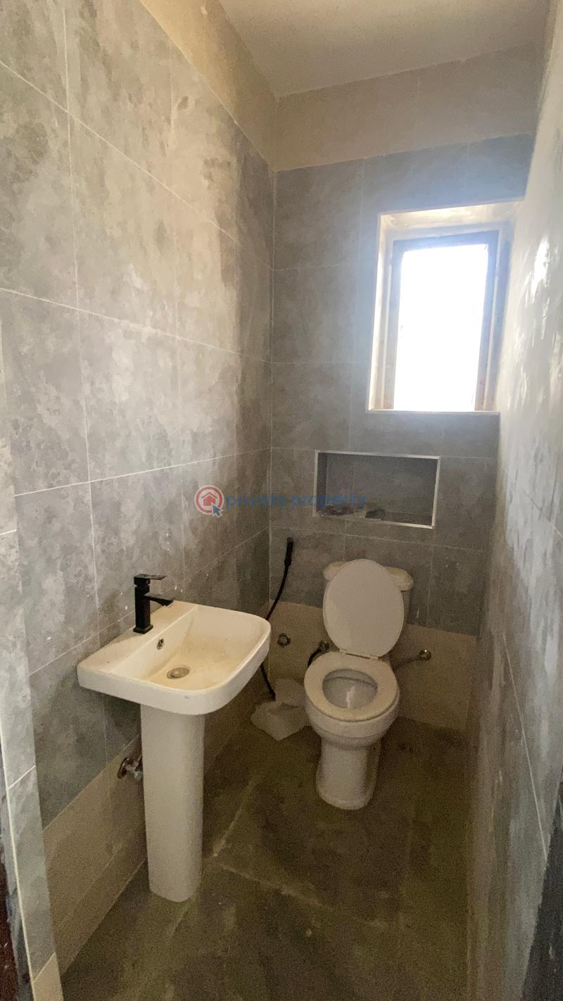 4 bedroom Terraced Duplex For Sale Jahi Abuja Phase 2  - 4