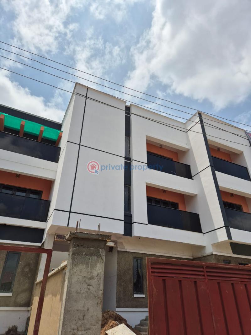 4 bedroom Terraced Duplex For Sale High Secure Estate Ogudu GRA Lagos - 0