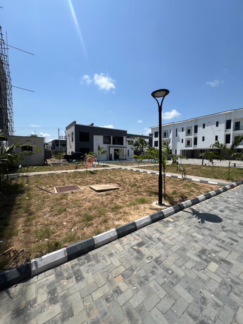 4 bedroom Terraced Duplex For Sale Nike Art Gallery Lane Ikate Elegushi Lekki Lagos - 12