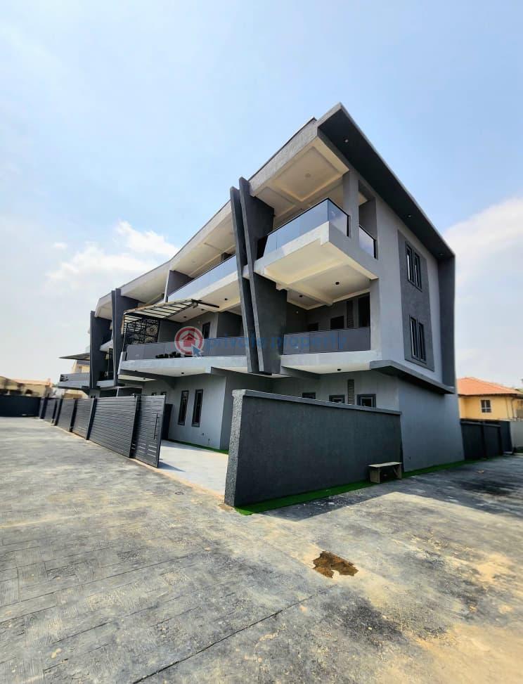 4 bedroom Terraced Duplex For Sale Mende Maryland Lagos - 2