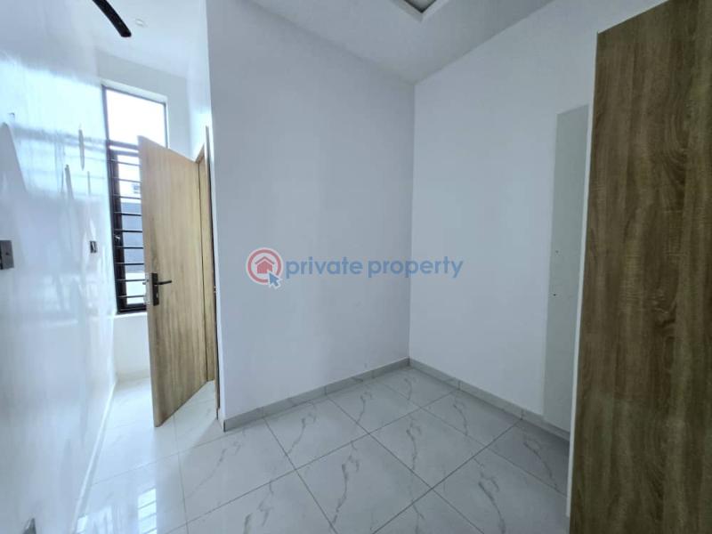 Newly built 4-bedroom terrace duplex for sale - 10 4 bedroom Terraced Duplex For Sale Chevron Drive Lekki Lagos - 10
