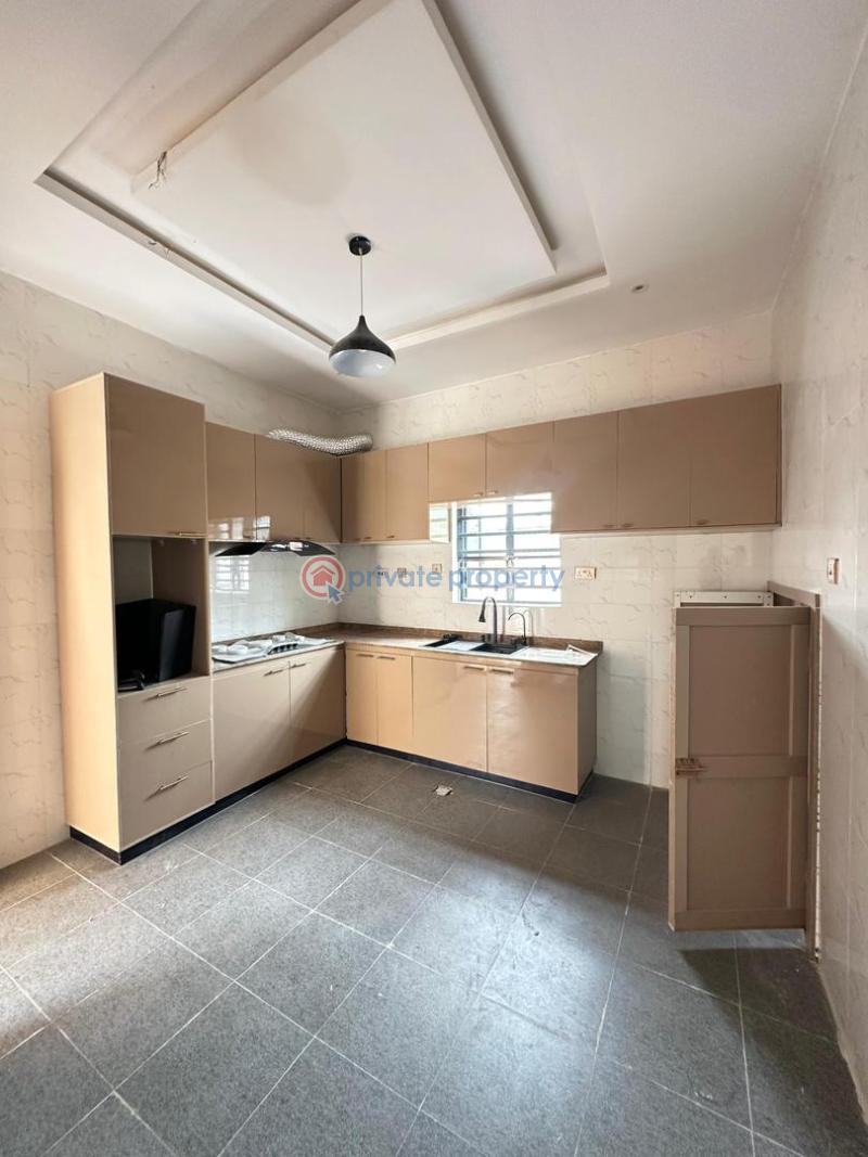 4 bedroom Terraced Duplex For Sale Bobby Olofa, Akala Akobo, Ibadan (gospel) Akobo Ibadan Oyo - 5