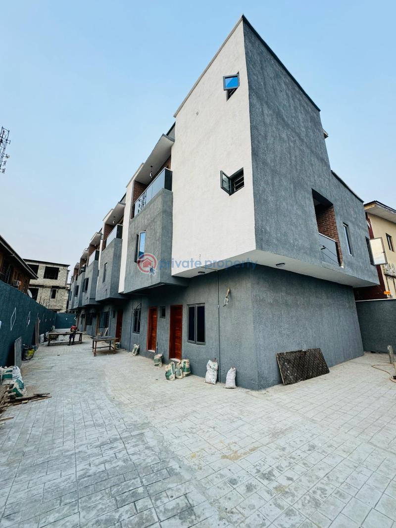 4 bedroom Terraced Duplex For Sale Anthony Maryland Ikeja Wt C Of O Anthony Village Maryland Lagos - 1