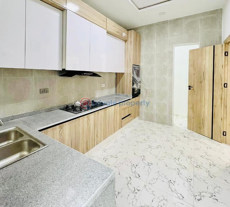 4 bedroom Terraced Duplex For Sale Mobil Road Ajah Lekki Scheme 2 Ajah Lagos - 6