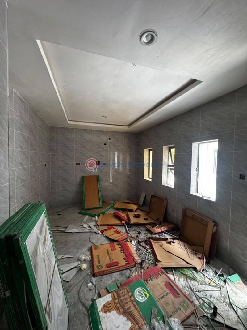 4 bedroom Terraced Duplex For Sale Gbagada Lagos - 3