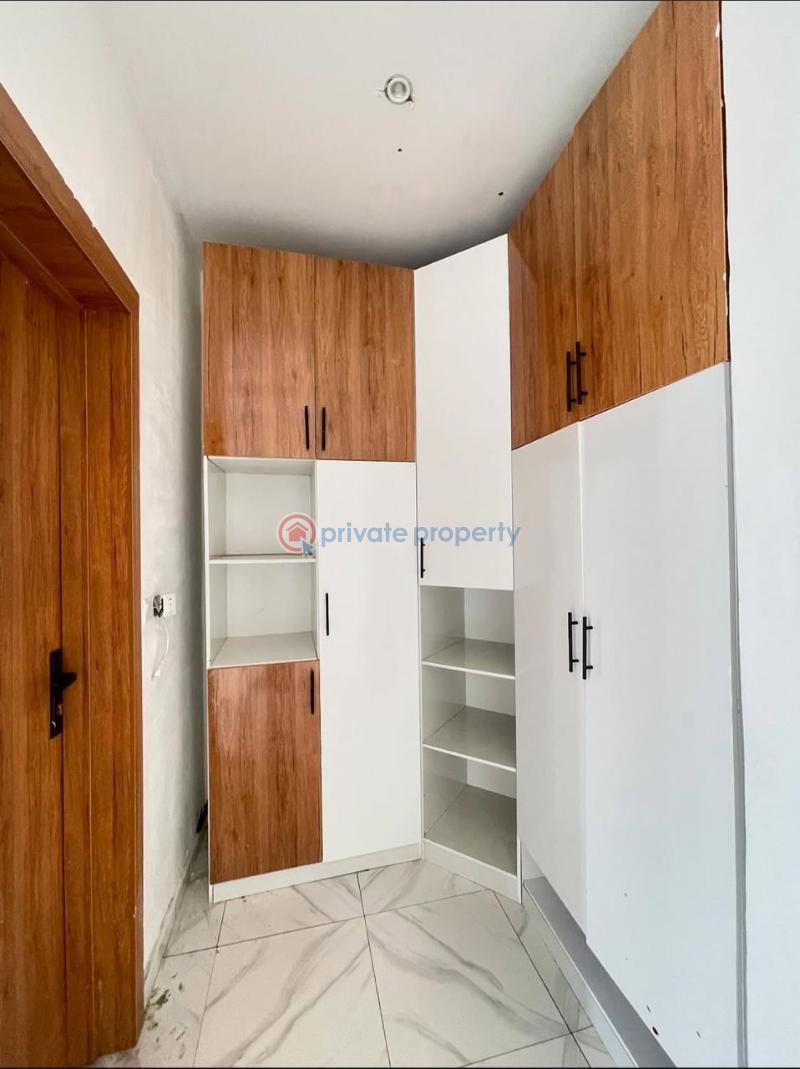 4 bedroom Terraced Duplex For Sale Orchid Road Lekki Lagos - 5