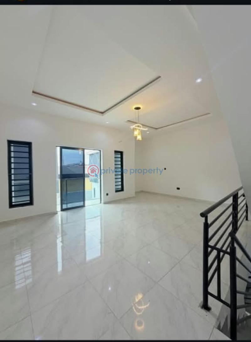 4 bedroom Detached Duplex For Sale Ogudu GRA Lagos - 2