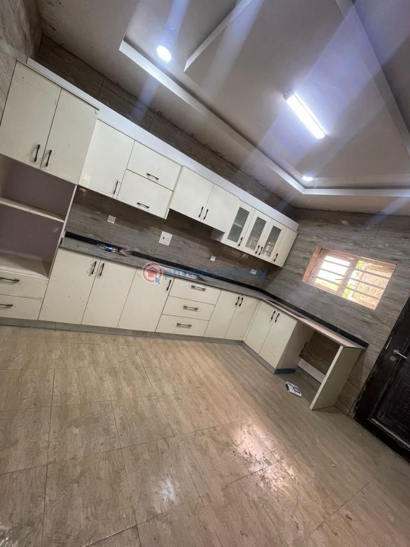 4 bedroom Terraced Duplex For Rent Alalubosa Gra, Ibadan Oyo - 0