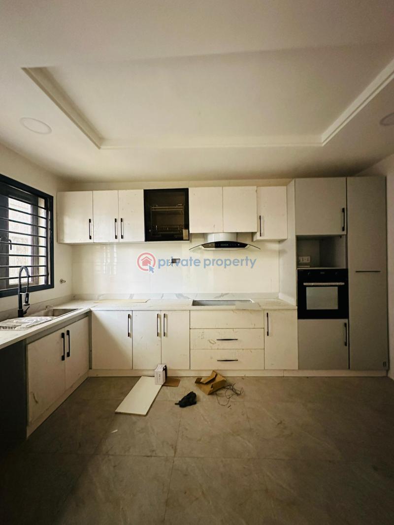 4 bedroom Terraced Duplex For Sale Maryland Lagos - 2