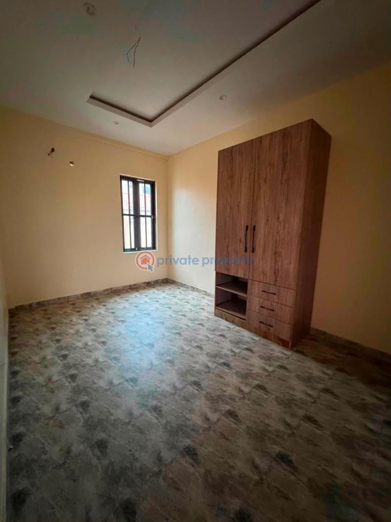 4 bedroom Terraced Duplex For Sale Magodo GRA Phase 2 Kosofe/Ikosi Lagos - 13