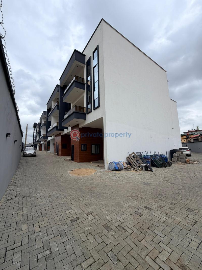 4 bedroom Duplex For Sale Allen Avenue Ikeja Lagos - 4