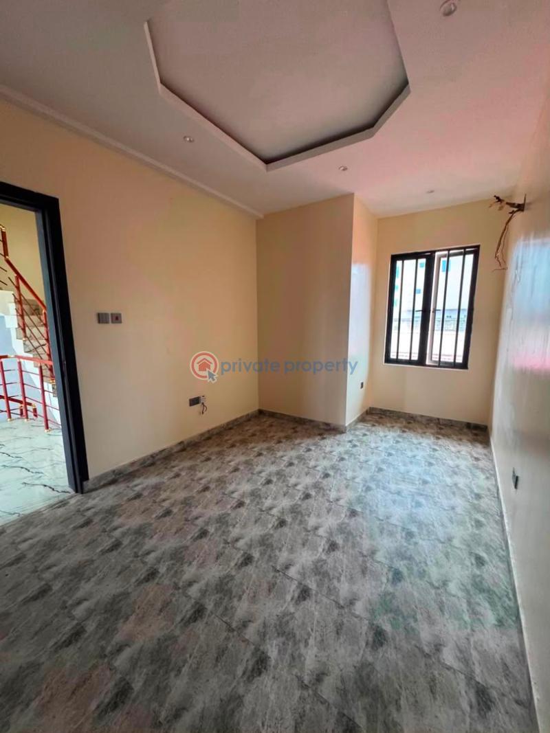 4 bedroom Terraced Duplex For Sale Magodo GRA Phase 2 Kosofe/Ikosi Lagos - 9